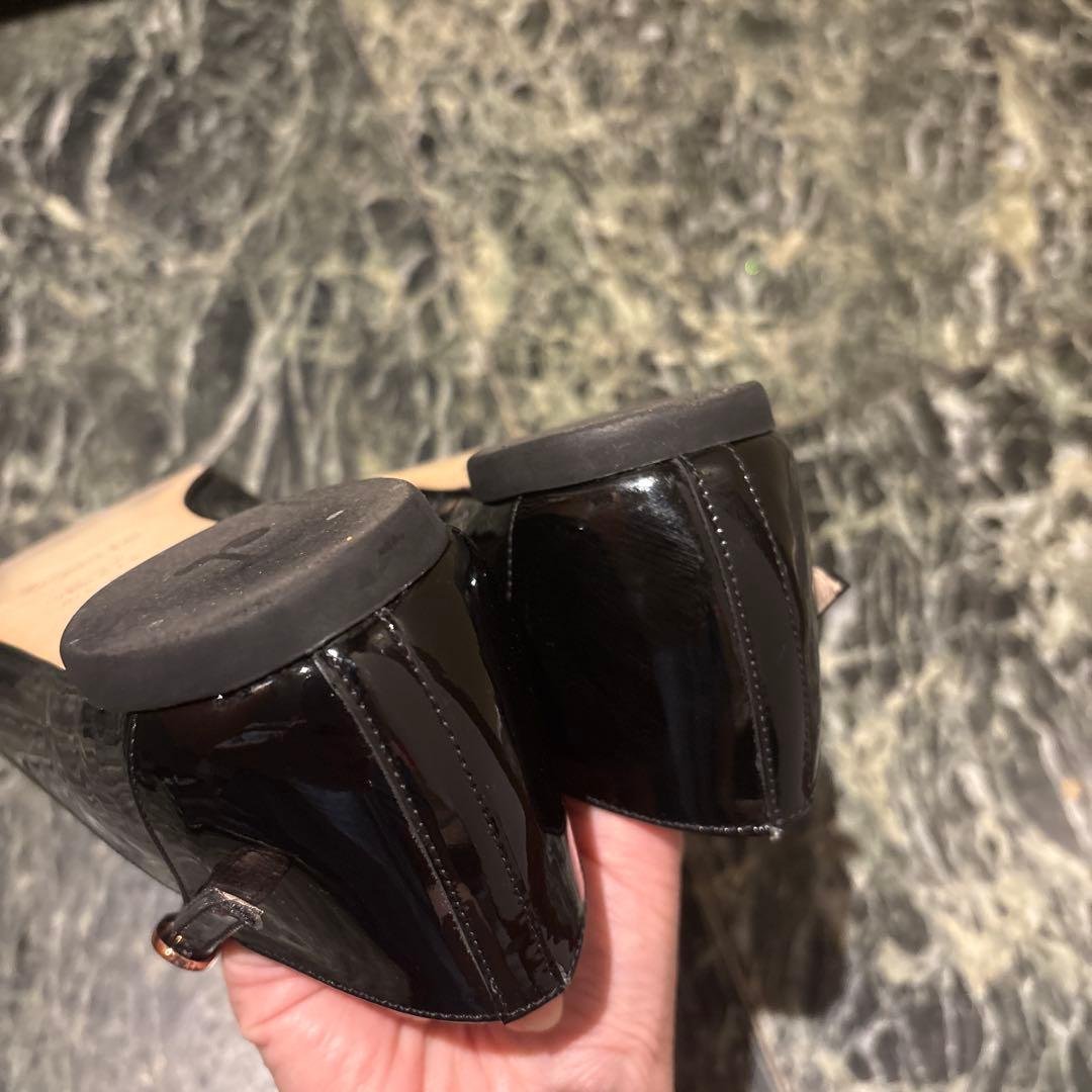 いちご　レペットのクロスストラップシューズ　:40(約25.3㎝)