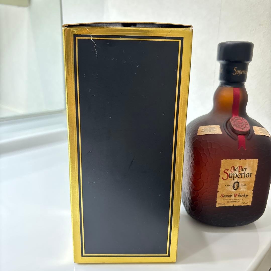 匿名発送　Old Parr Superior スコッチウイスキー 750ml