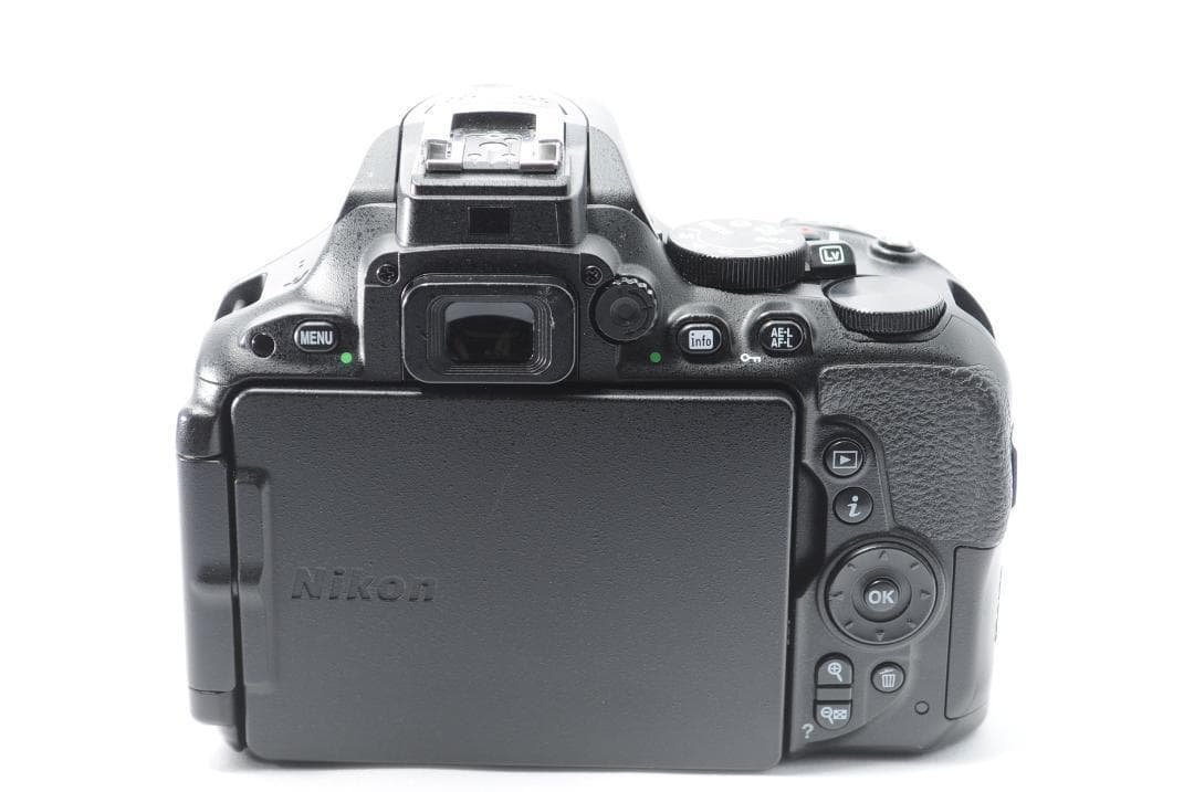 タッチパネル＆Wi-Fiでスマホに直接転送❤️Nikon D5500 セット✨