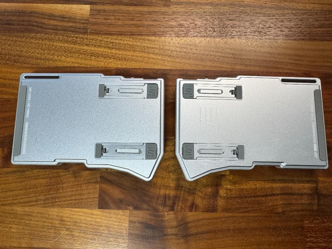 ぴ*け様 分割キーボード Cornix シルバー おまけ付き