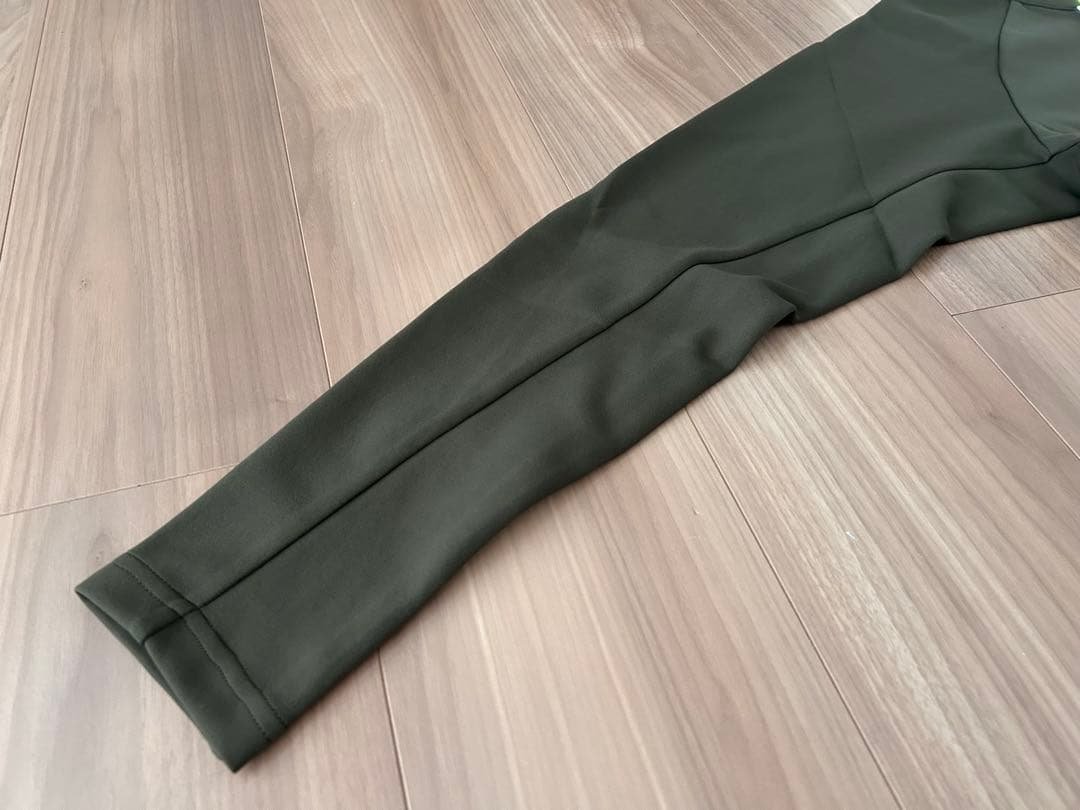 【新品タグ付き】TFW49 ティーエフダブリュー ロンT HALF ZIP