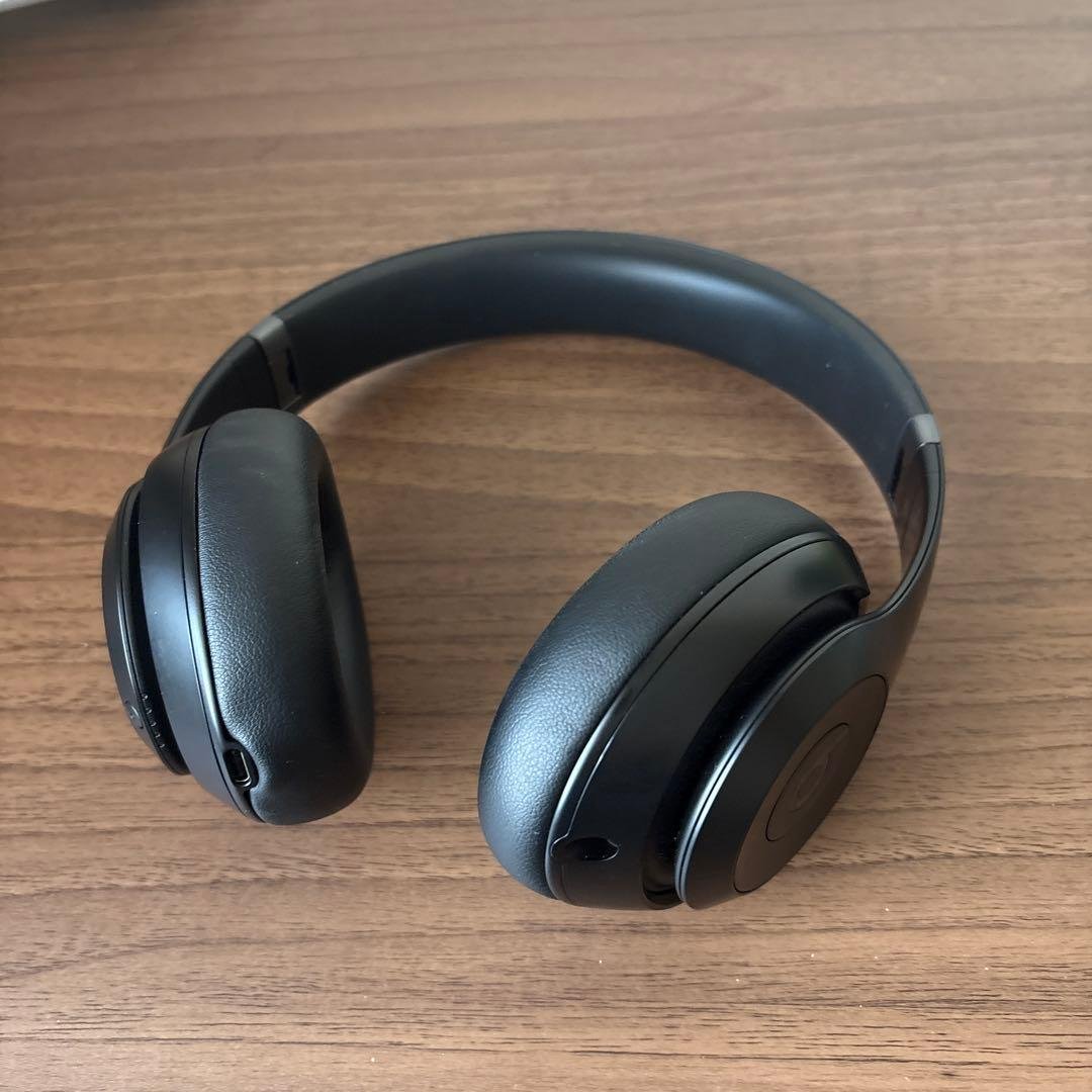 Beats Studio proワイヤレスヘッドホン ブラック 〈値段交渉可〉