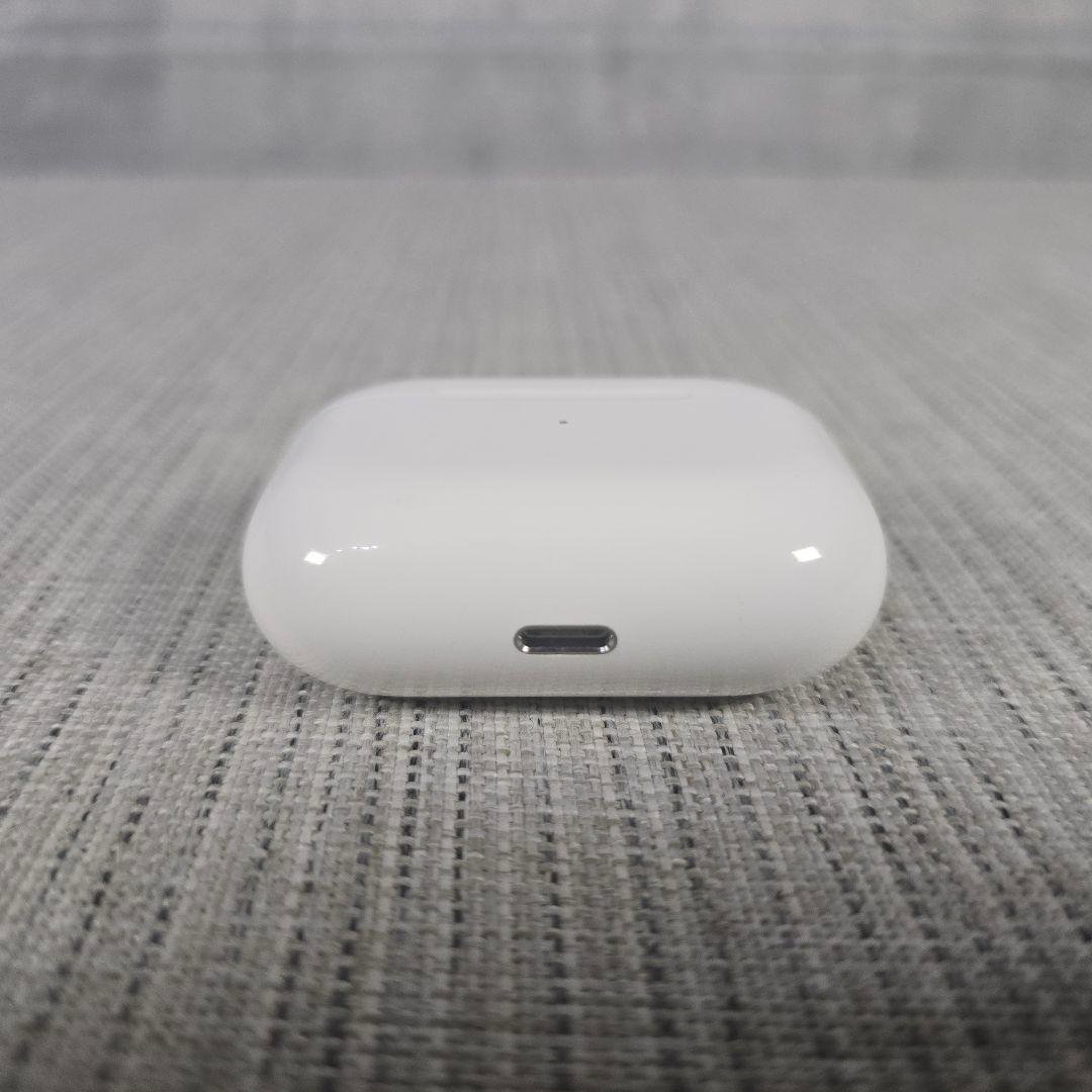 Apple　AirPods　PRO　本体　イヤホン　 ホワイト 充電ケース　箱付