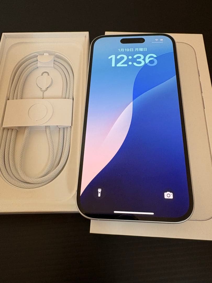 iPhone16 128GB 美品