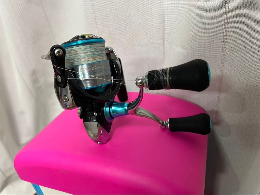 エメラルダスリール エギングリール
